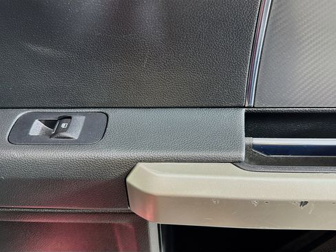 Used 2019 Ford F150 Lariat w/ Equipment Group 502A Luxury image 30