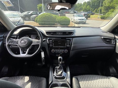 Used 2020 Nissan Rogue S w/ Special Edition Package FWD image 16