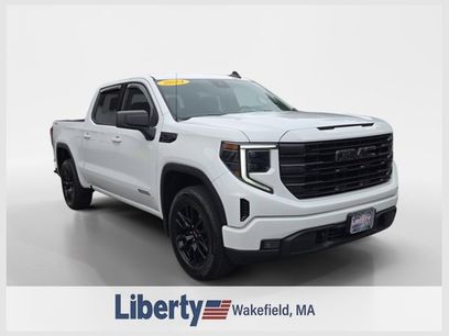 Used 2024 GMC Sierra 1500 Elevation