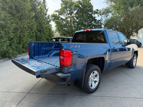 Used 2018 Chevrolet Silverado 1500 LT w/ All Star Edition AWD/4WD image 32