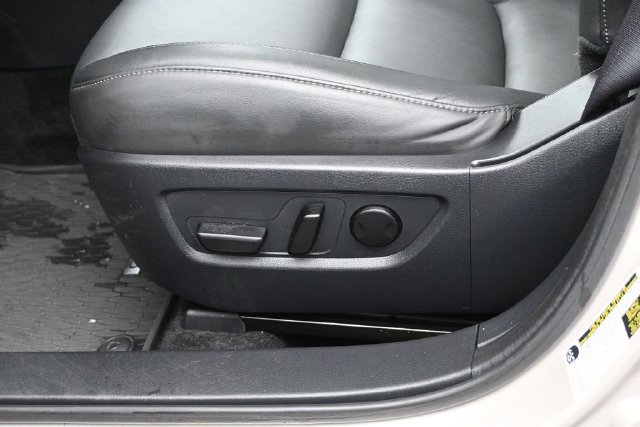 Certified 2024 MAZDA CX-30 AWD 2.5 S w/ Preferred Package image 14