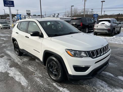 Used 2018 Jeep Compass Sport image 11