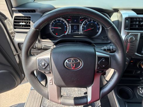 Used 2019 Toyota 4Runner SR5 Premium w/ Wilderness Package AWD/4WD image 12