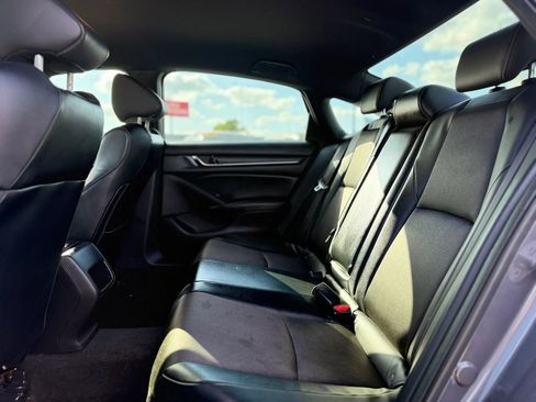 Used 2018 Honda Accord Sport image 27