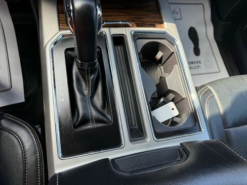 Used 2019 Ford F150 Lariat AWD/4WD image 24