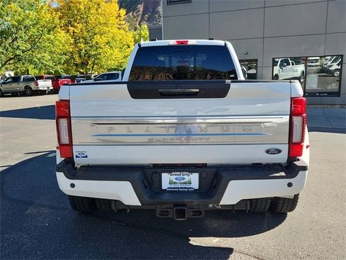 Certified 2022 Ford F450 Platinum w/ FX4 Off-Road Package image 4