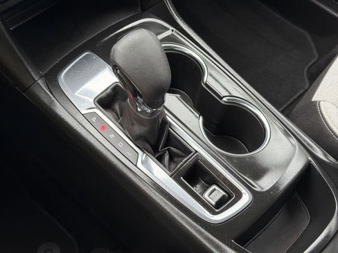 Used 2023 Chevrolet Equinox LT image 26