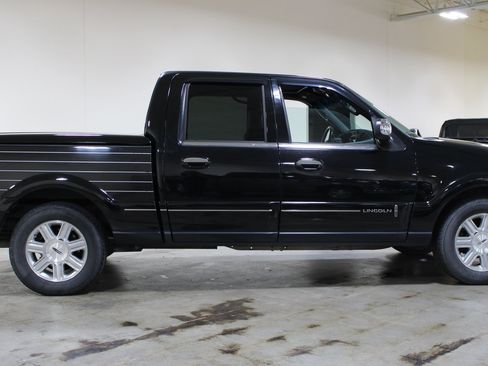 Used 2002 Lincoln Blackwood RWD image 35
