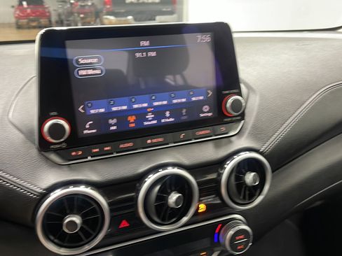 Used 2020 Nissan Sentra SV w/ Electronics Package FWD image 8