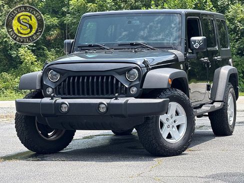 Used 2018 Jeep Wrangler Unlimited Sport S AWD/4WD image 1