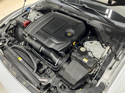 Used 2020 Jaguar XE S RWD image 29