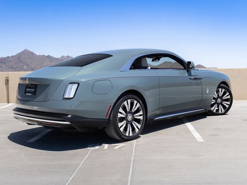 Used 2024 Rolls-Royce Spectre w/ Spectre Launch Package AWD/4WD image 8