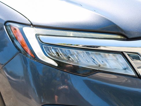 Used 2019 Honda Pilot Touring image 8