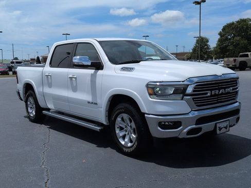 Used 2021 RAM 1500 Laramie AWD/4WD image 2