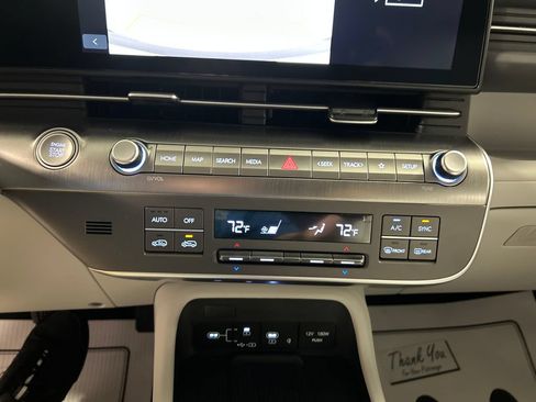 New 2026 Hyundai Kona SEL Sport FWD image 17