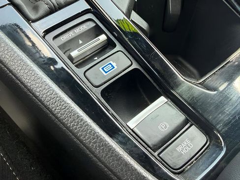 Used 2024 Honda Accord Sport image 28