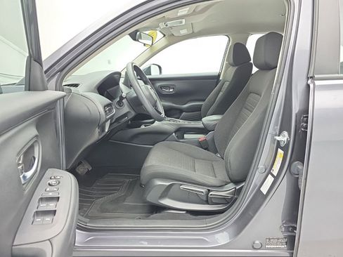Used 2023 Honda HR-V LX image 13