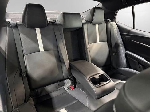 Used 2025 Toyota Camry LE image 18