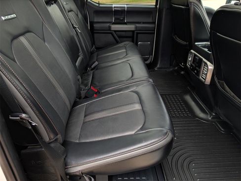 Used 2021 Ford F250 Platinum w/ FX4 Off-Road Package image 39