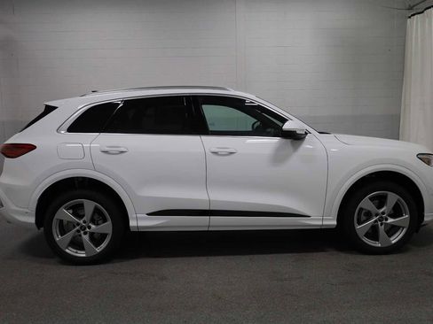 New 2025 Audi Q5 Premium Plus image 10