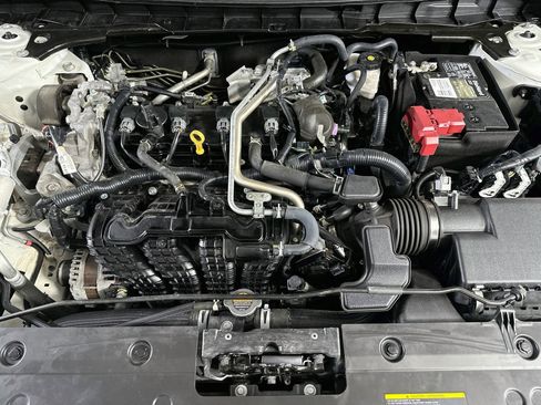 Used 2022 Nissan Altima 2.5 SR FWD image 30