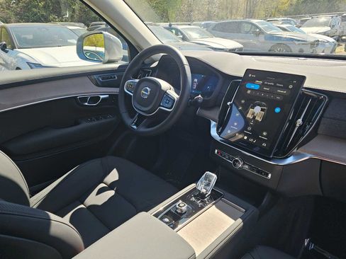 New 2026 Volvo XC90 T8 Plus w/ Protection Package Premier AWD/4WD image 10
