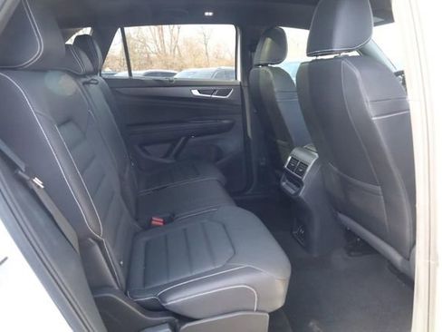 New 2026 Volkswagen Atlas Cross Sport SEL R-Line image 21