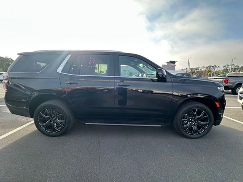 Used 2023 Chevrolet Tahoe High Country image 2