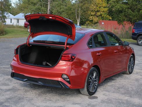 Used 2023 Kia Forte GT-Line FWD image 7