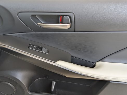 Used 2025 Lexus IS 350 F Sport image 23