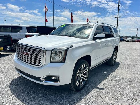 Used 2017 GMC Yukon Denali w/ Open Road Package RWD image 18