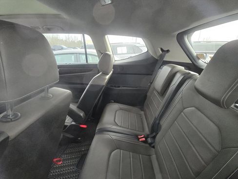 Used 2024 Volkswagen Atlas SEL image 5