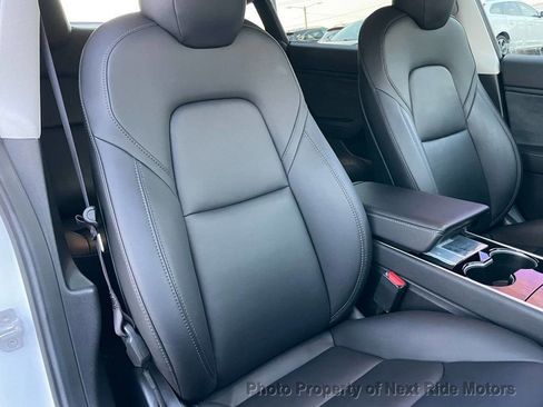 Used 2019 Tesla Model 3 Standard Range Plus image 16