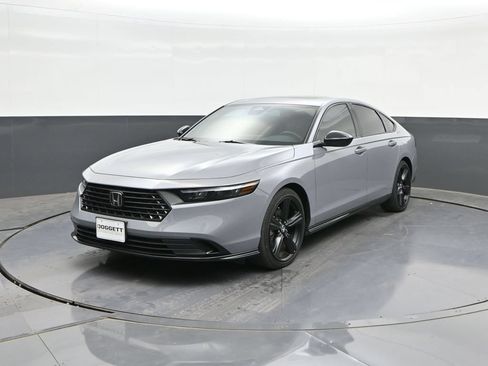 Used 2025 Honda Accord Sport image 22