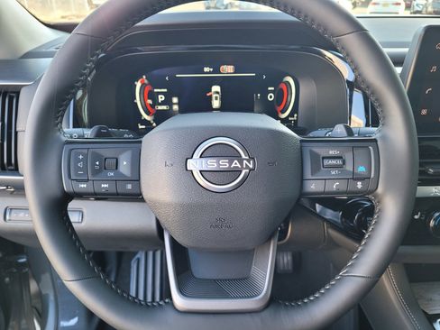 New 2026 Nissan Pathfinder SL image 12