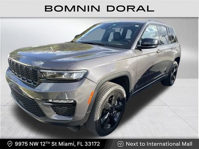 Used 2024 Jeep Grand Cherokee Limited w/ Black Appearance Package