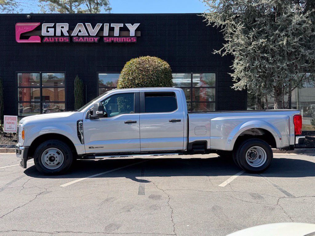 Used 2023 Ford F350 XL RWD image 9