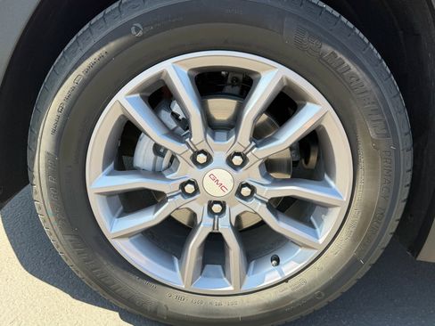 Used 2023 GMC Terrain SLT w/ Infotainment Package II FWD image 27