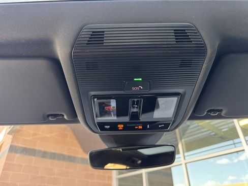 Used 2024 Volkswagen ID.4 S image 26