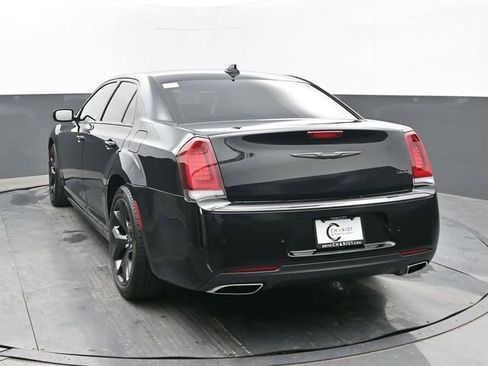 Used 2023 Chrysler 300 Touring L w/ Comfort Group RWD image 4