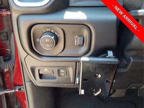 Used 2020 RAM 1500 Big Horn AWD/4WD image 31