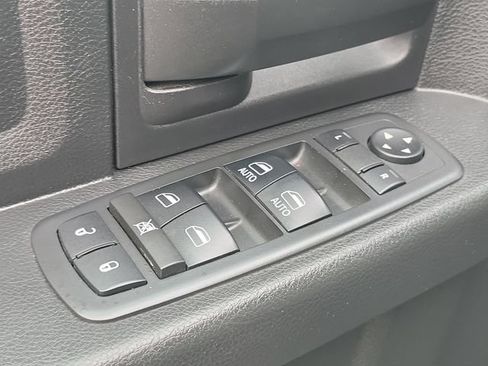 Used 2017 RAM 1500 Express w/ Black Ram 1500 Express Group AWD/4WD image 20