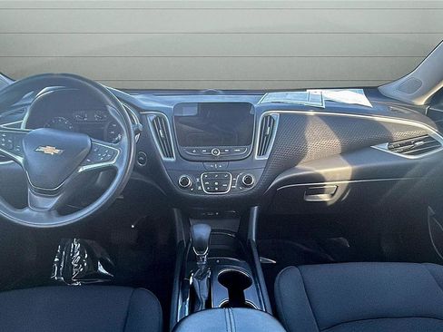 Used 2023 Chevrolet Malibu LT image 13