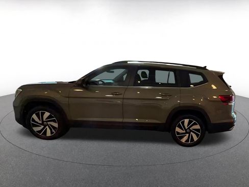 Used 2026 Volkswagen Atlas SE FWD image 7
