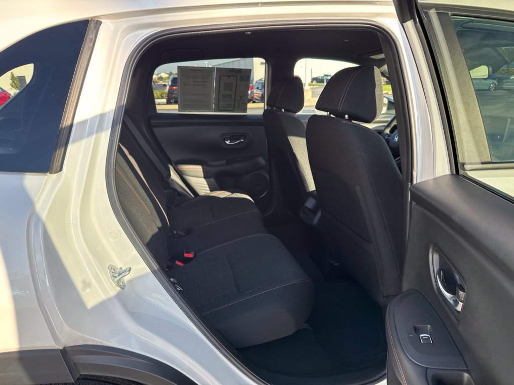 Certified 2024 Honda HR-V Sport image 37