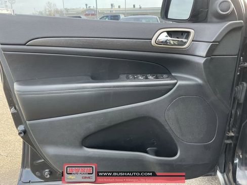 Used 2015 Jeep Grand Cherokee Laredo w/ Quick Order Package 23E image 21