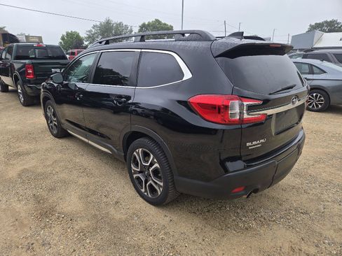 Used 2024 Subaru Ascent Limited AWD/4WD image 2