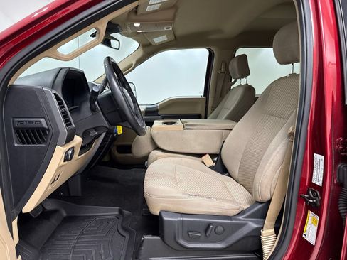 Used 2019 Ford F150 XLT w/ Equipment Group 302A Luxury AWD/4WD image 14