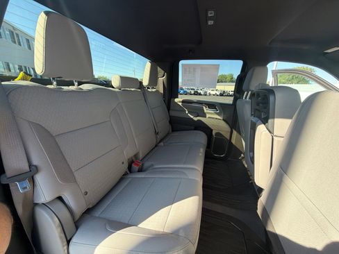 Used 2025 GMC Sierra 2500 SLE w/ SLE Value Package; AWD/4WD image 33