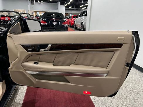 Used 2011 Mercedes-Benz E 550 Cabriolet w/ Premium 2 Pkg image 30